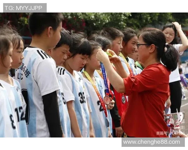 专访赵芳：探索足球背后的成功秘诀与发展之路