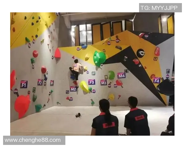 深圳攀岩队在极限运动联赛中以87分稳居积分榜首位 深圳攀岩队在极限运动联赛中以87分稳居积分榜首位