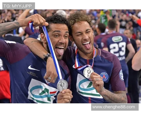 历届世界杯冠军的辉煌足迹与历史变迁:从首届到最新冠军的征战历程 历届世界杯冠军的辉煌足迹与历史变迁:从首届到最新冠军的征战历程