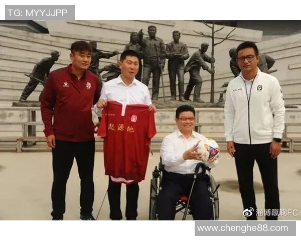 五千元学费成就的足球明星背后的故事与奋斗历程
